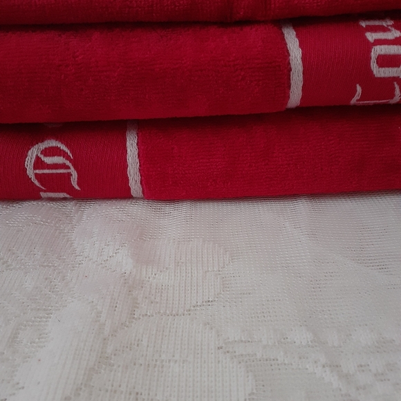 🍒Juicy Couture Bath Towels / Hand Towels - Picture 4 of 10